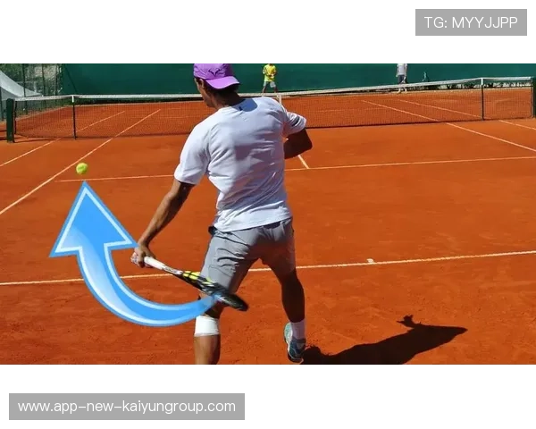 网球正拍平击如炮弹:打造致命一击的终极秘籍 网球正拍平击如炮弹:打造致命一击的终极秘籍